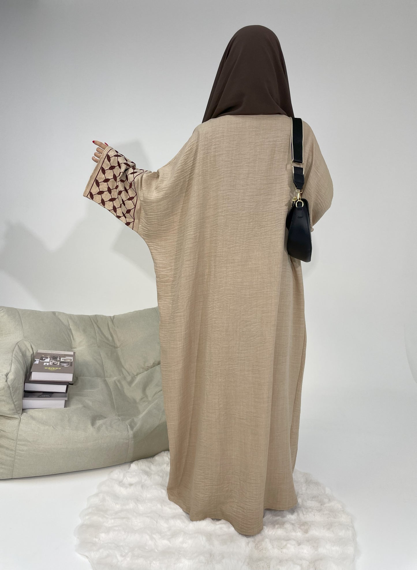 #CL47 Timeless V-Neck Abaya ✦ Embroidered Cuffs & Adjustable Belt for Multi-Occasion Modesty