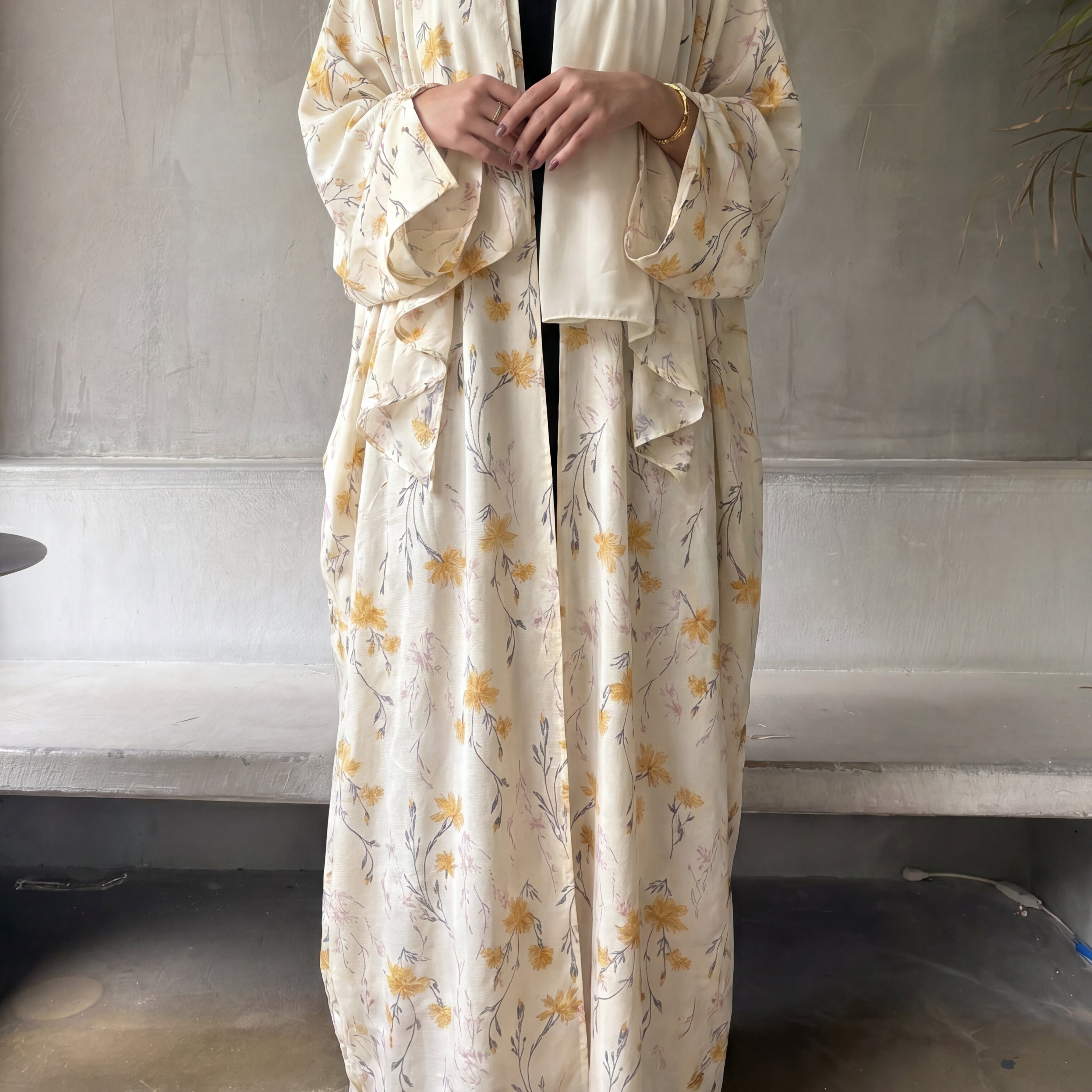 CL61 Exquisite bedruckte Abayas für muslimische Frauen – Schmetterlings-, Blumen- und Malereistile, Größen S – XL