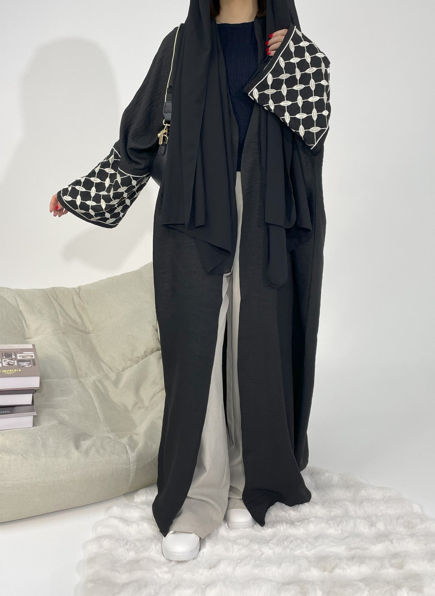 #CL47 Timeless V-Neck Abaya ✦ Embroidered Cuffs & Adjustable Belt for Multi-Occasion Modesty
