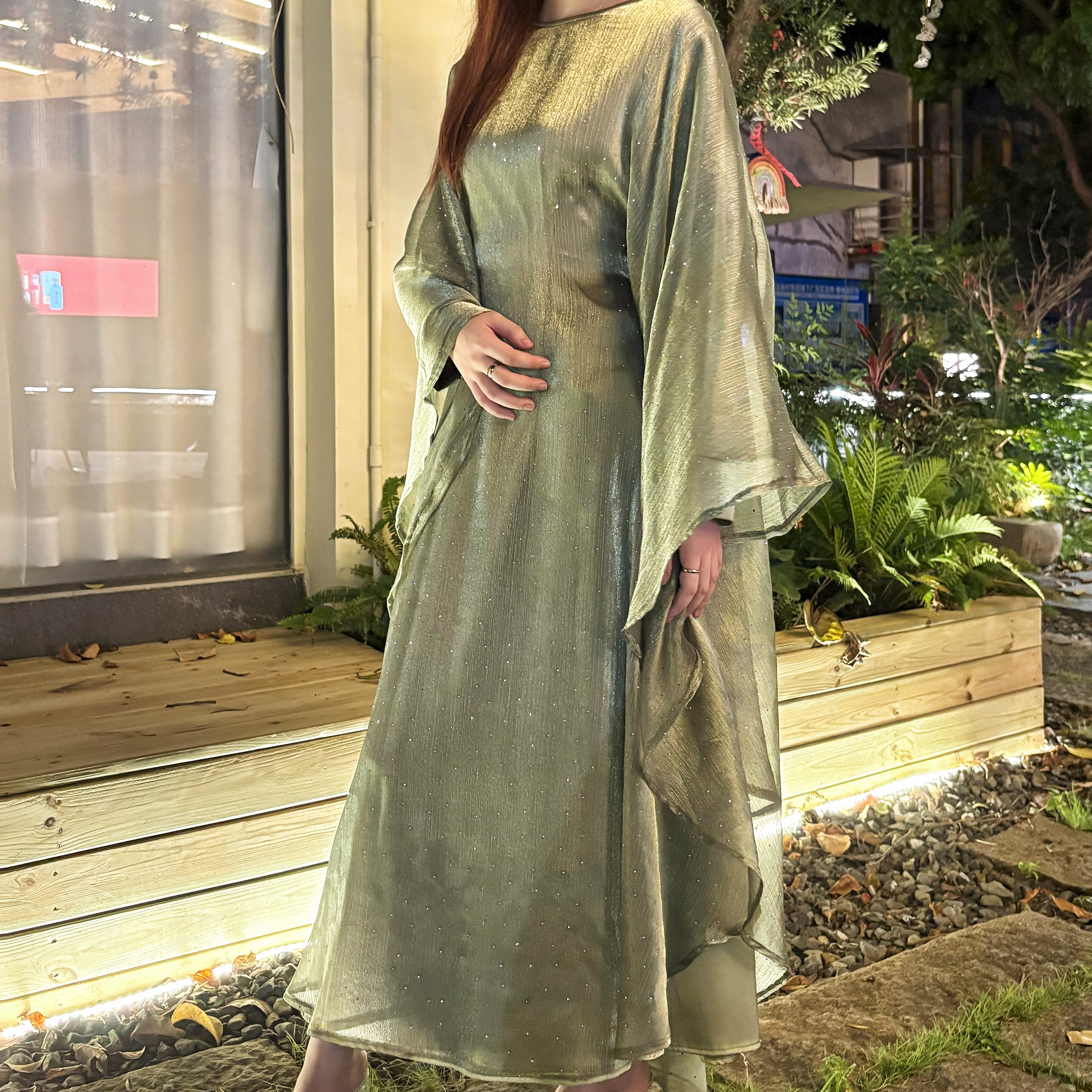 CL64 2-teiliges bescheidenes Abaya-Kleid-Set | Muslimisches Damenkleid mit Unterkleid & Überwurf – Grün / Aprikose, S–XL